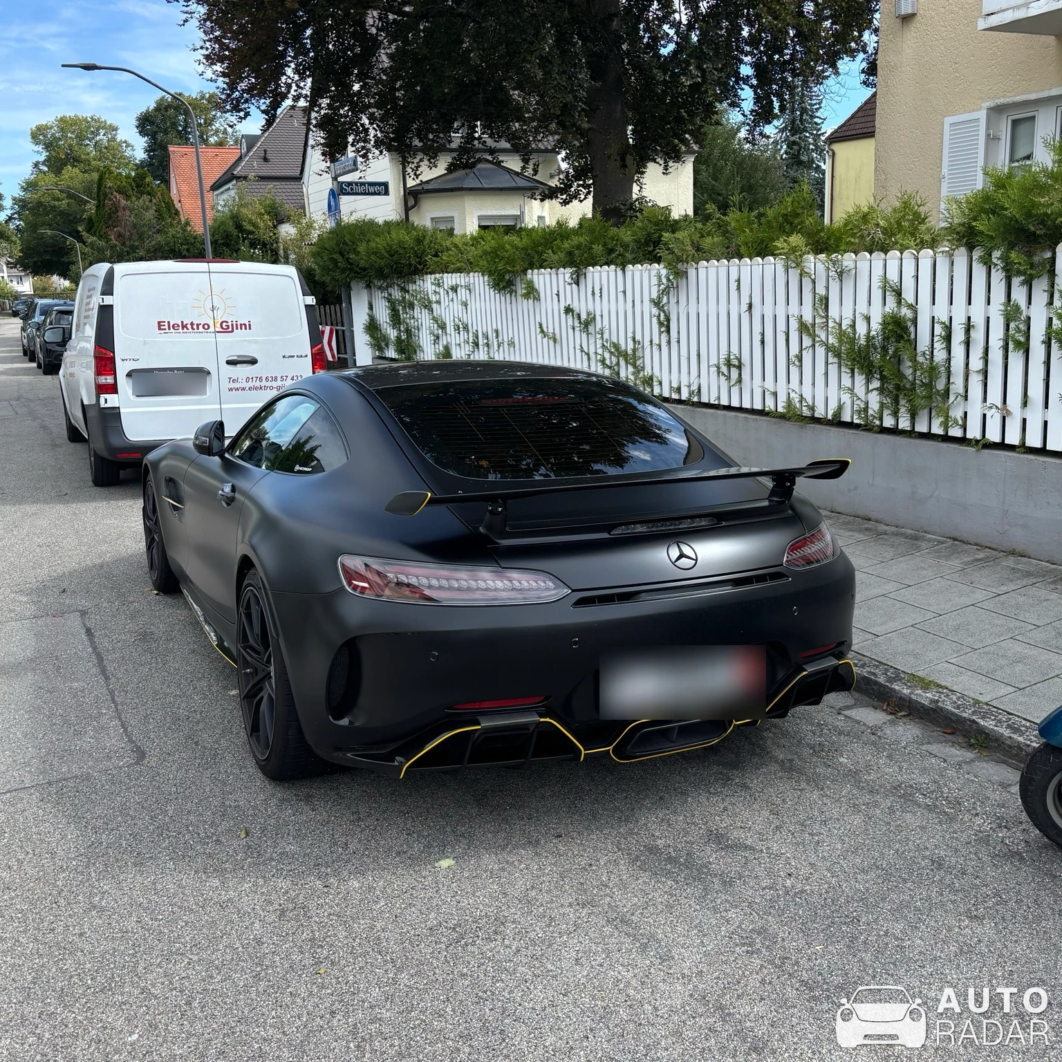 Mercedes-AMG GT R C190 spotted in München, Deutschland