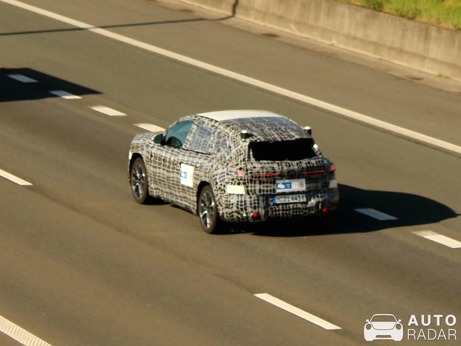 BMW IX3 Mule spotted in Brecht