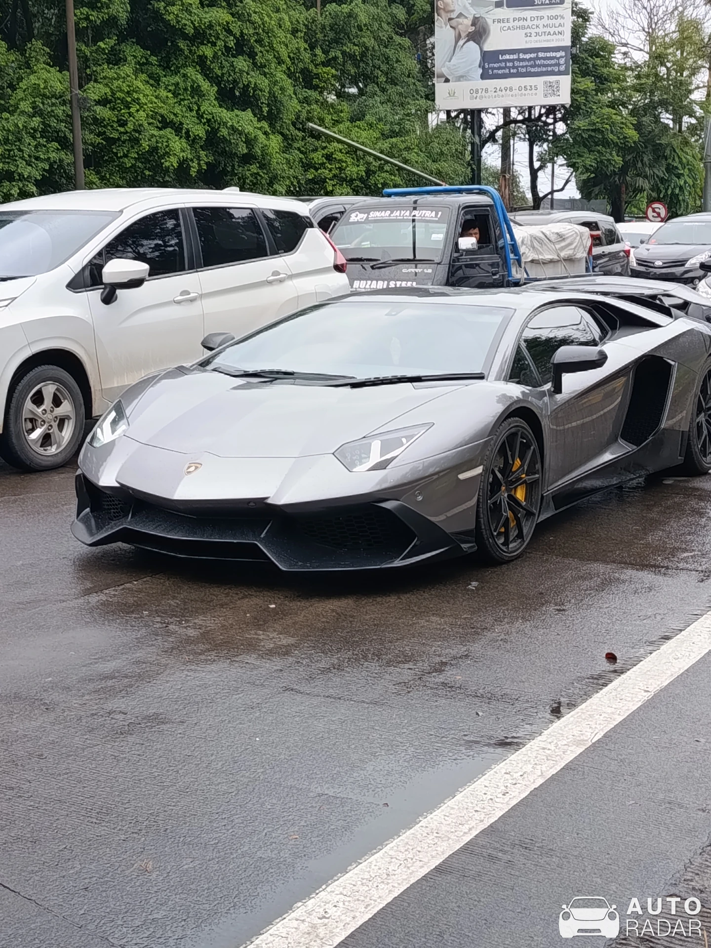 Lamborghini Aventador S LP740-4 spotted in Bandung, Indonesia