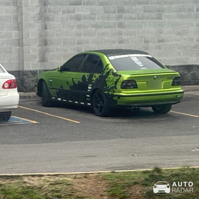 BMW 5 Series E39 spotted in Knoxville, United States