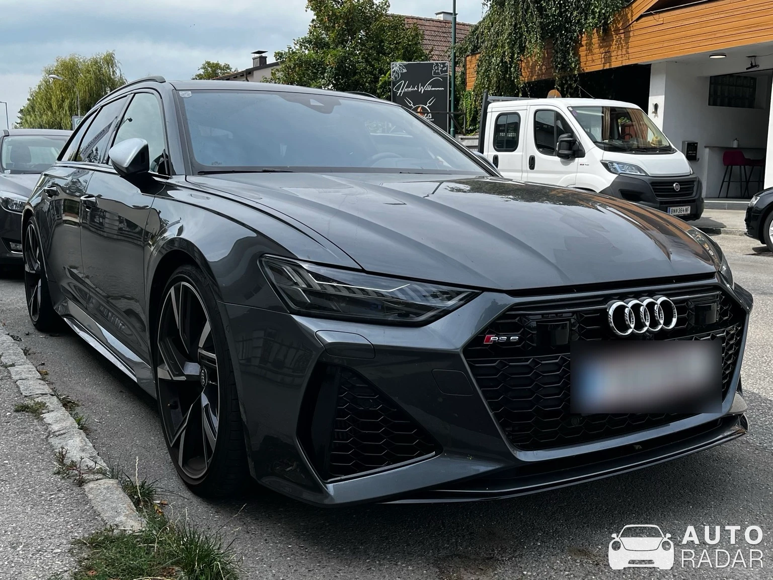 Audi RS6 Avant C8 spotted in Tulln an der Donau
