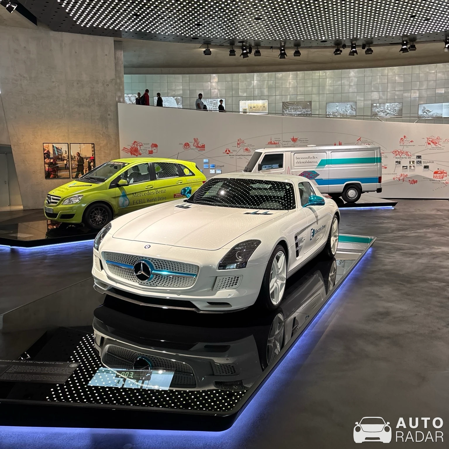 Mercedes-Benz SLS AMG Electric Drive spotted in Stuttgart