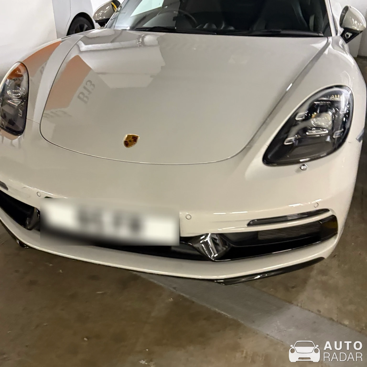 Porsche 718 Cayman GTS 4.0 spotted in Greater London, United Kingdom