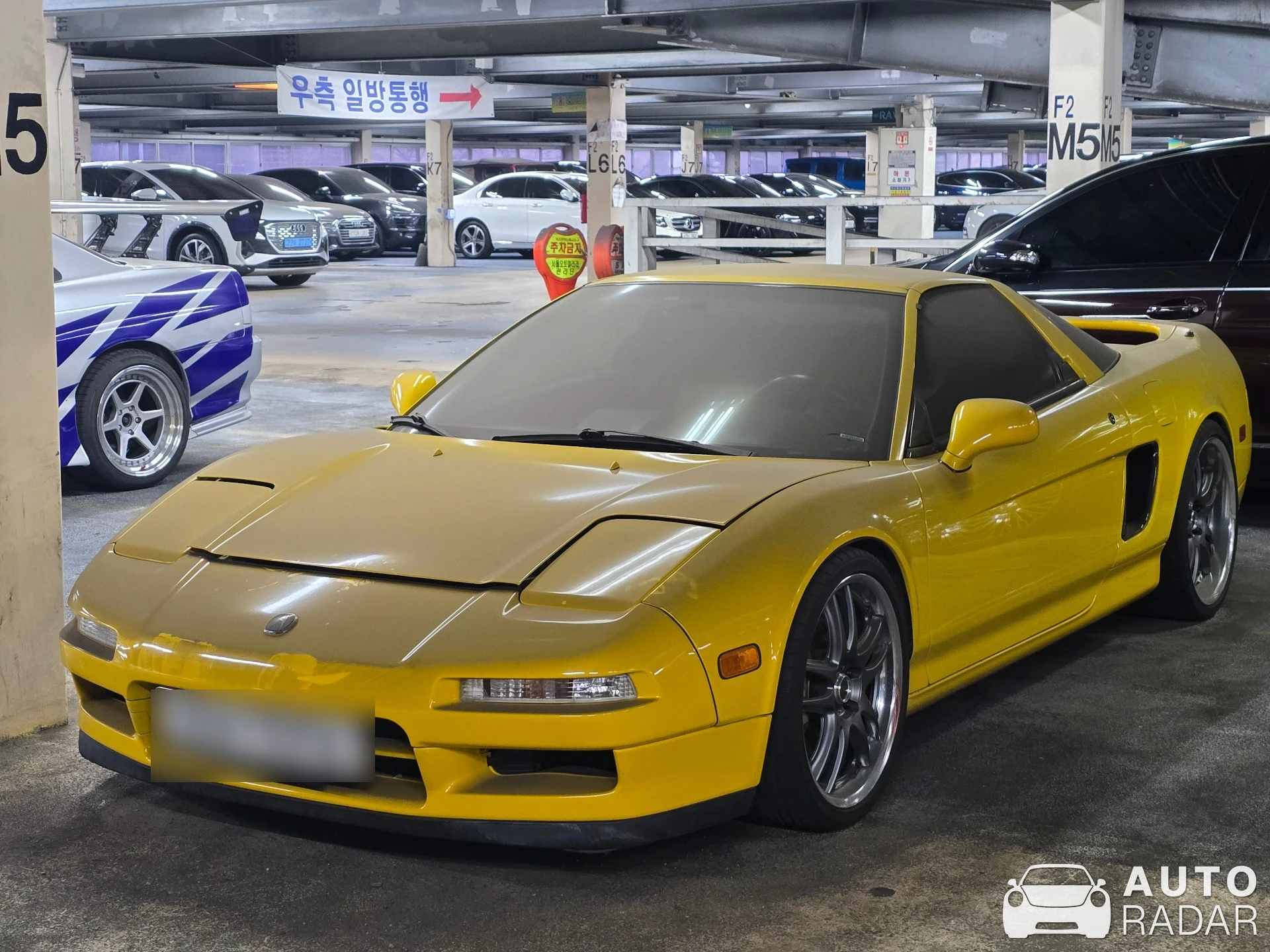 Acura NSX spotted in Seocho District, South Korea
