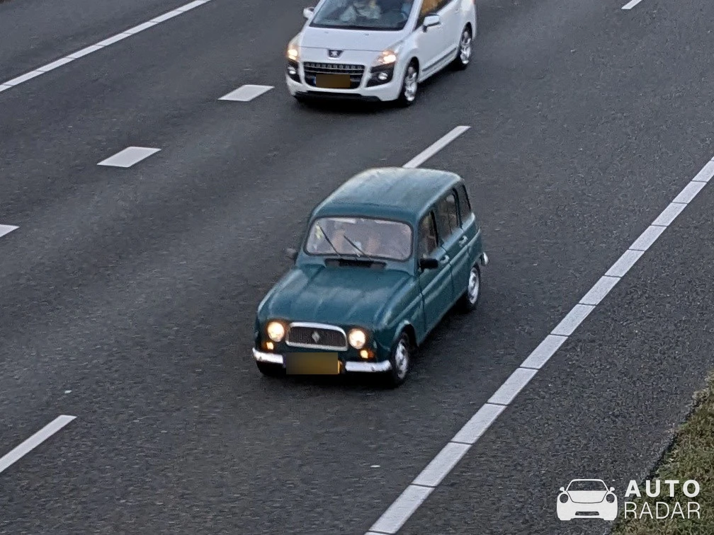 Renault 4 GTL spotted in Hengelo, Netherlands