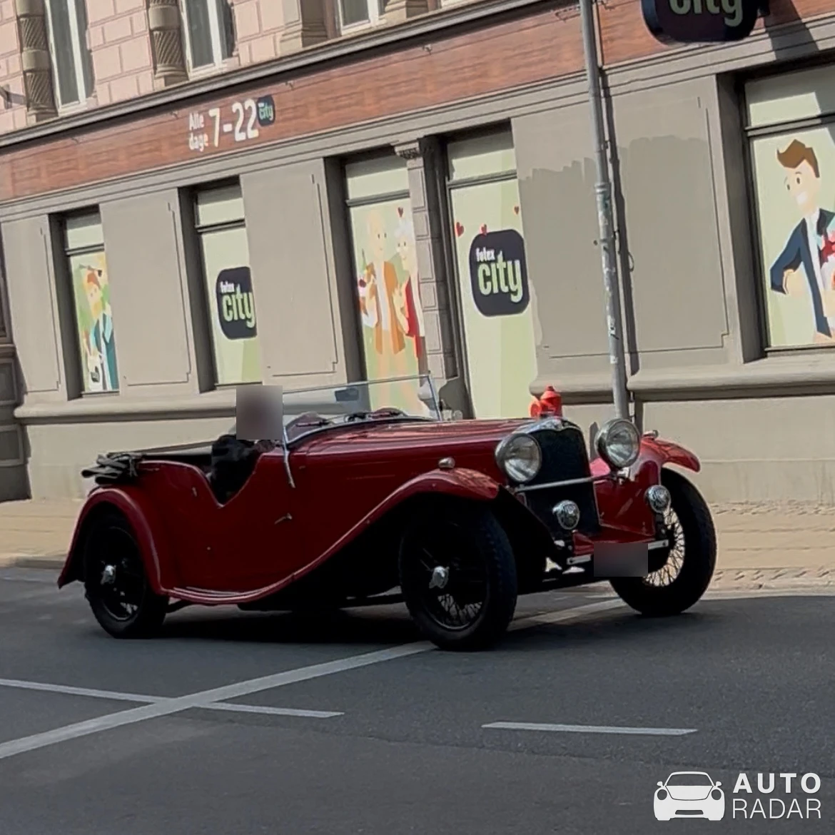 Jaguar C-Type spotted in København