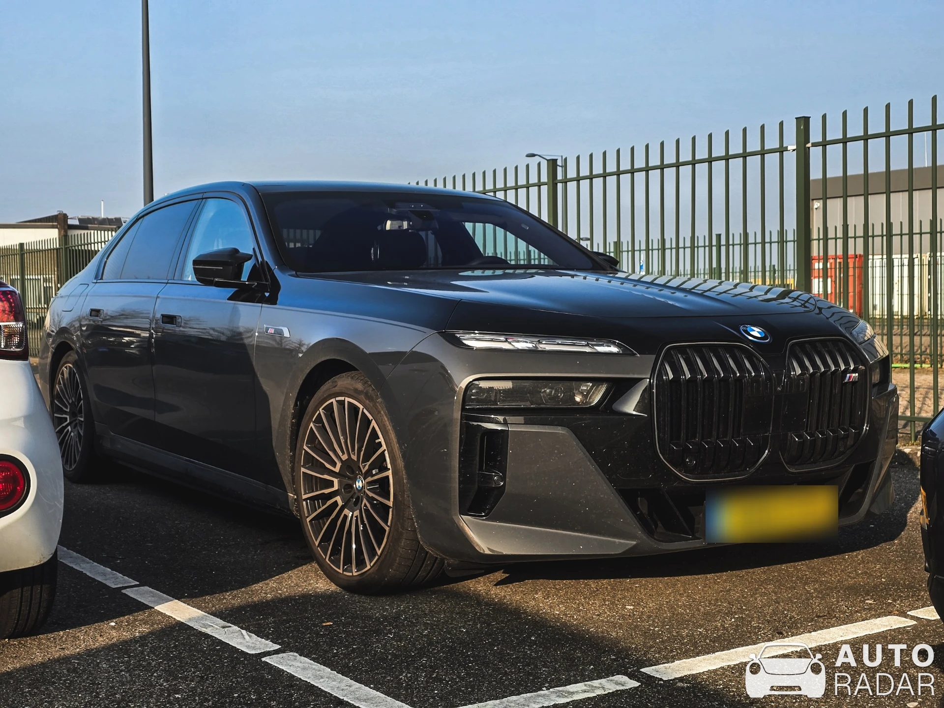 BMW M760e xDrive spotted in Rotterdam, Netherlands