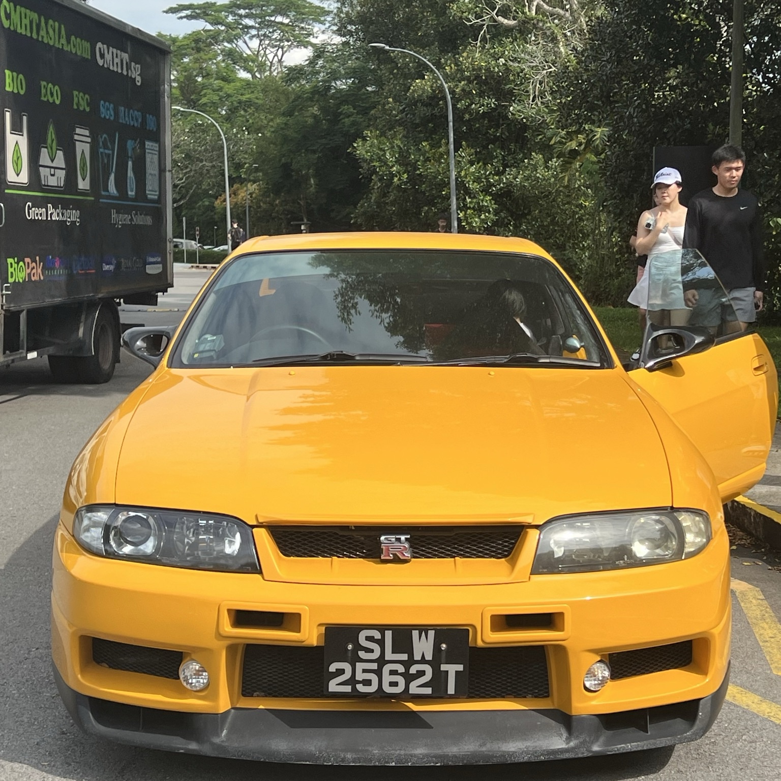 Nissan Skyline R33 GT-R