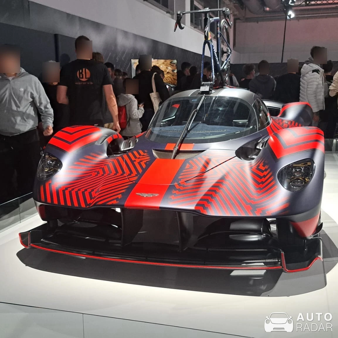 Aston Martin Valkyrie spotted in Zürich, Schweiz