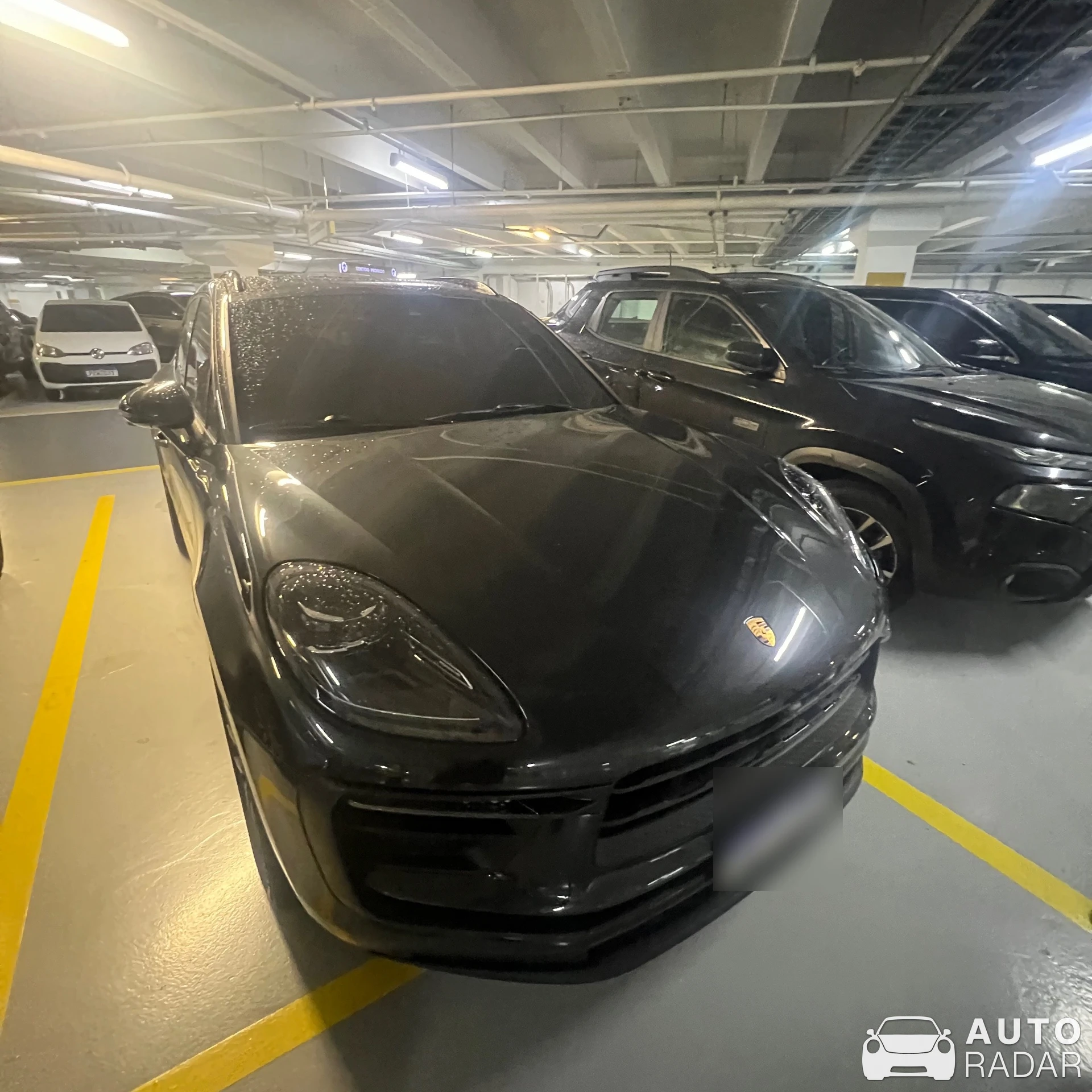 Porsche Macan spotted in Barra da Tijuca, Brazil
