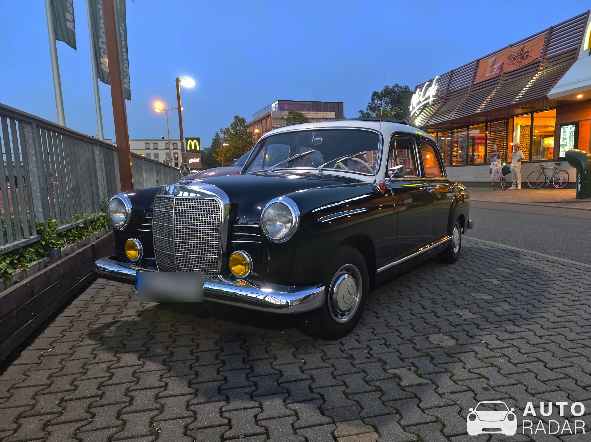 Mercedes-Benz W121 Ponton spotted in Chemnitz