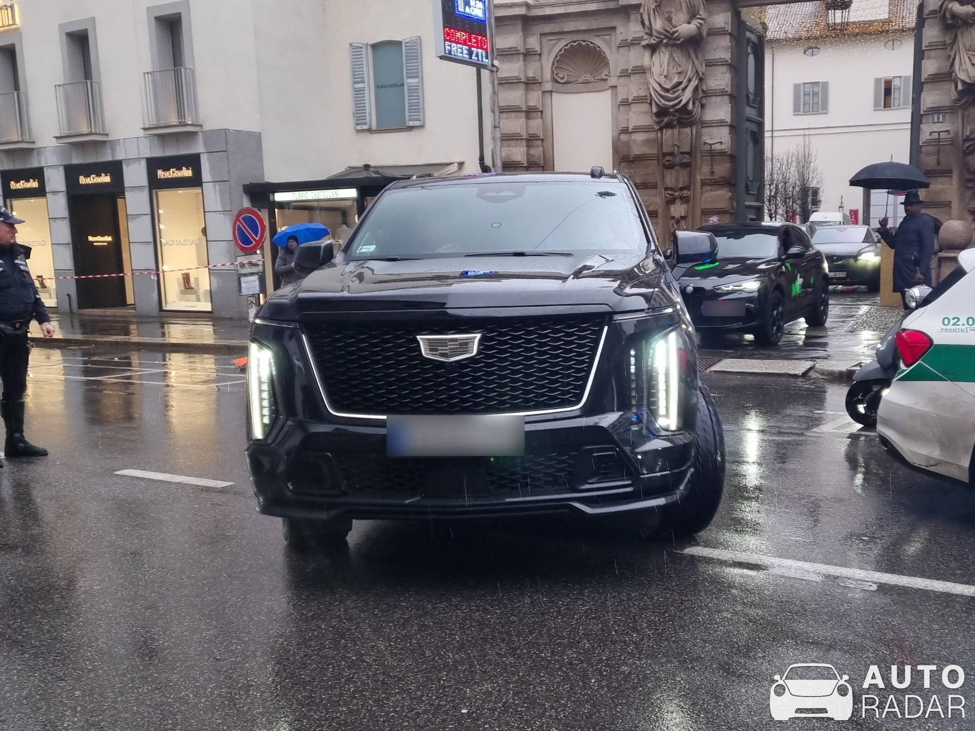 Cadillac Escalade-V spotted in Milano, Italy