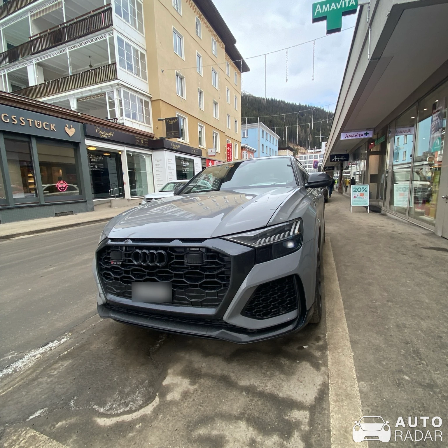 Audi RS Q8 spotted in Davos, Schweiz
