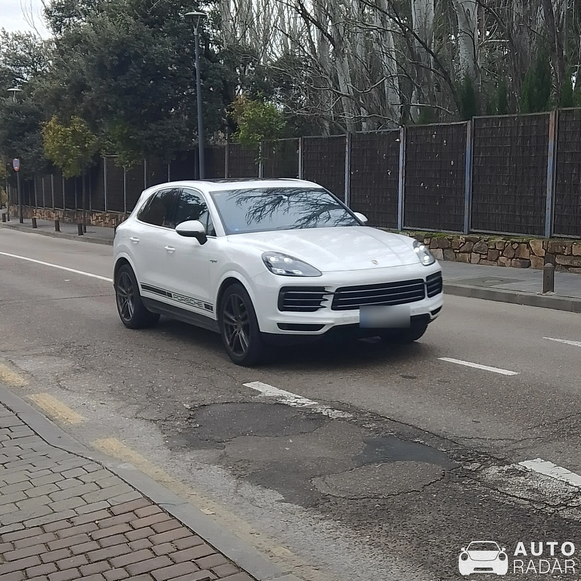 Porsche Cayenne Coupé Turbo S E-Hybrid spotted in Madrid, Spain