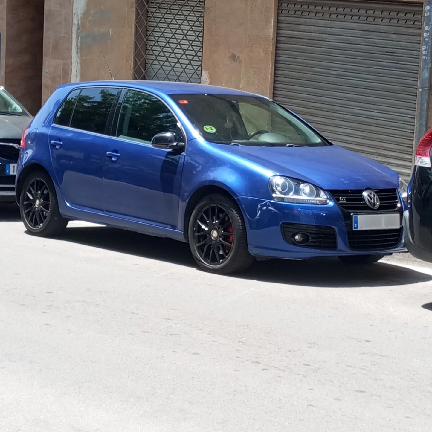 Volkswagen Golf V GT spotted in Mataró