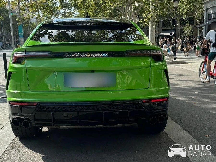 Lamborghini Urus spotted in Burgos