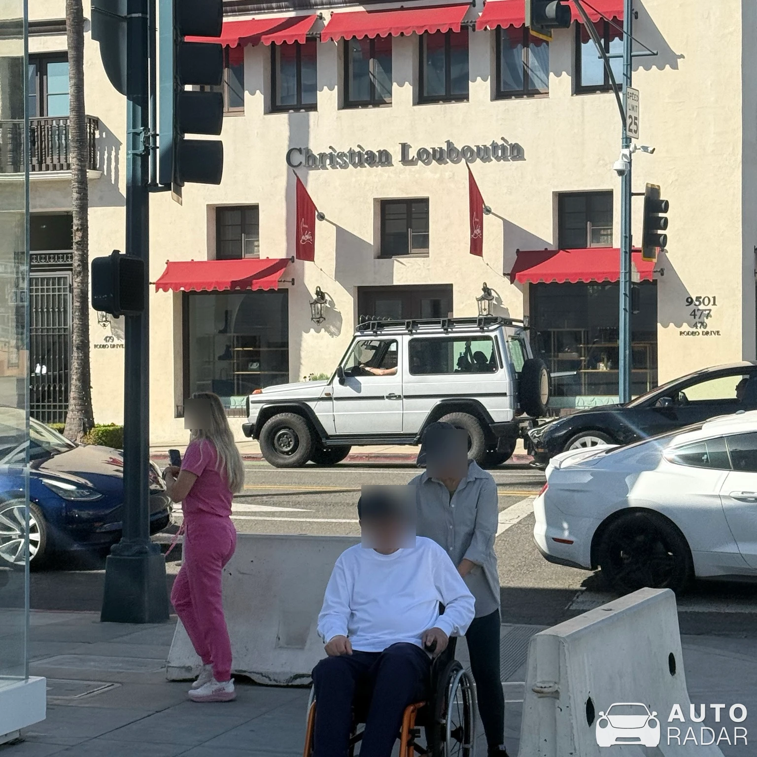 Mercedes-Benz G-Klasse W461 spotted in Beverly Hills