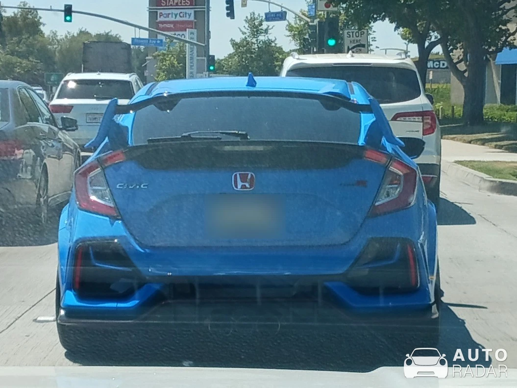 Honda Civic Type-R 2015 spotted in Chino