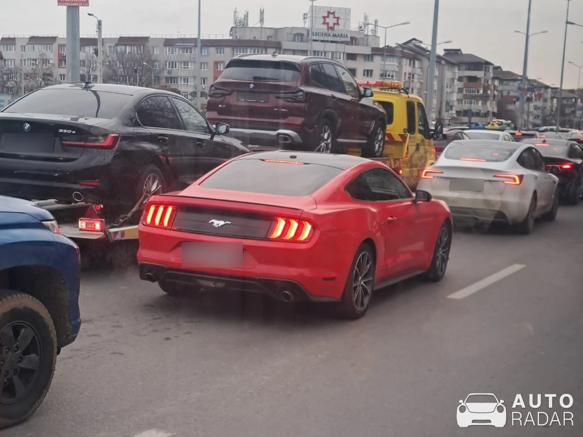 Ford Mustang 2.3 Ecoboost spotted in Bucharest, Romania