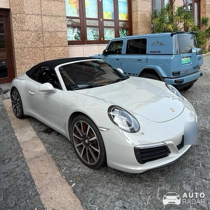 Porsche 991 Carrera S Cabriolet MkII spotted in San Ya Shi