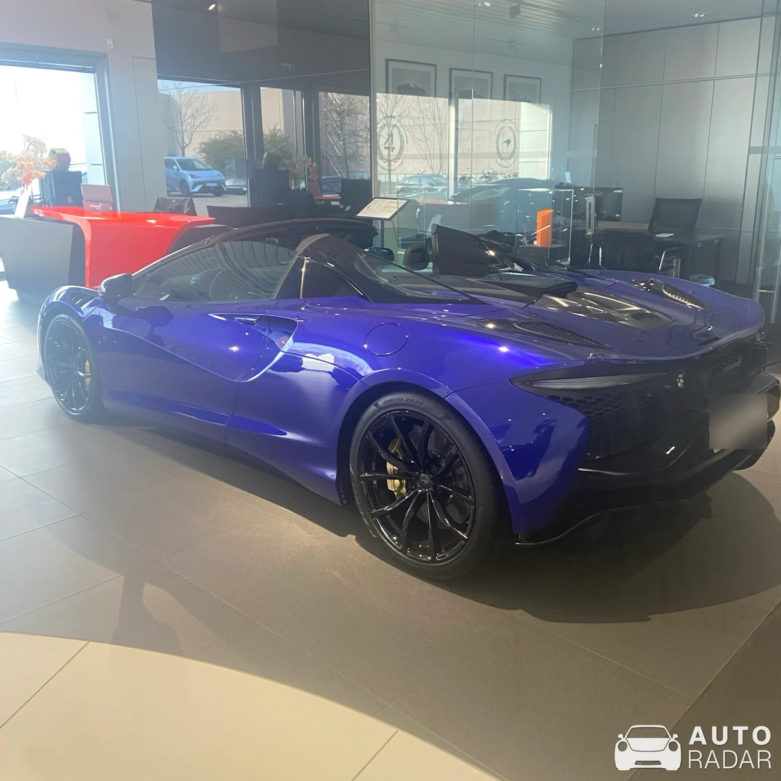 McLaren Artura Spider spotted in Düsseldorf, Deutschland