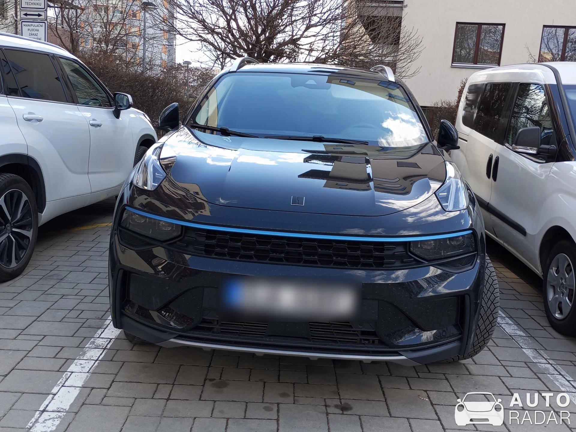Lynk & Co 01 spotted