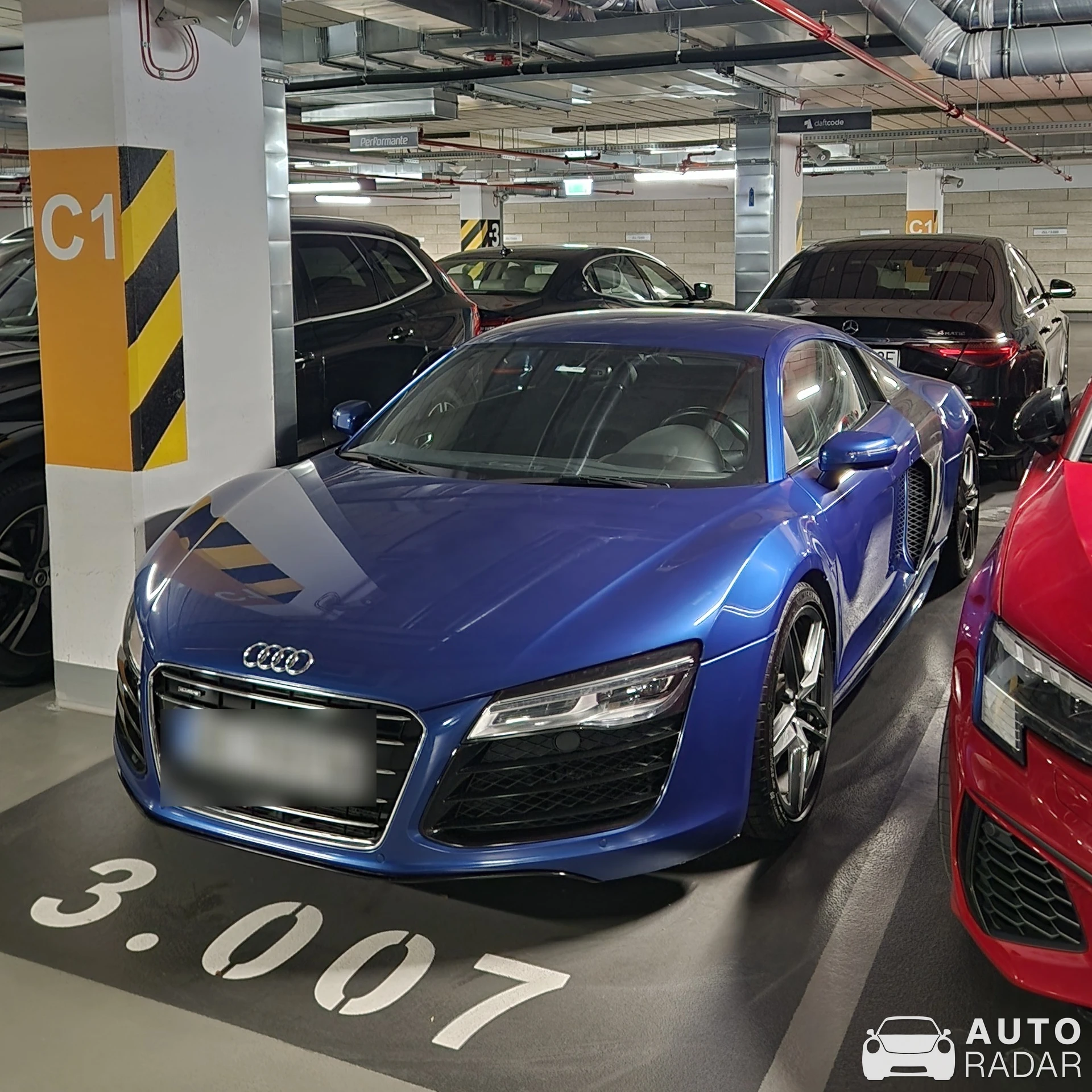 Audi R8 V10 2013 spotted in Warszawa