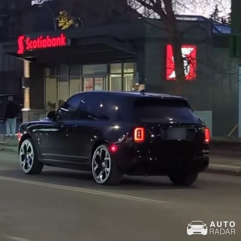 Rolls-Royce Cullinan Black Badge spotted in Calgary, Canada