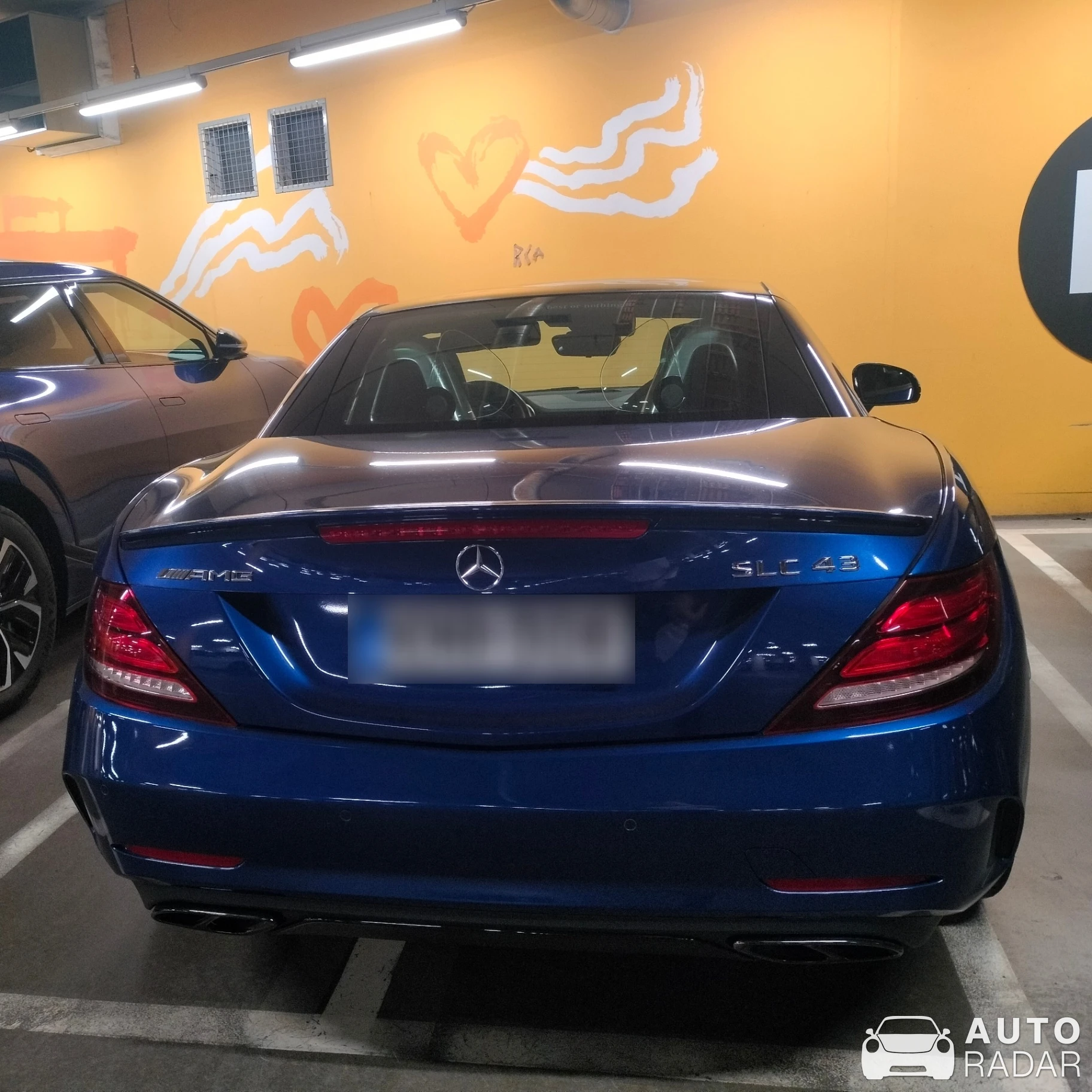 Mercedes-Benz SL 43 AMG spotted in Helsinki