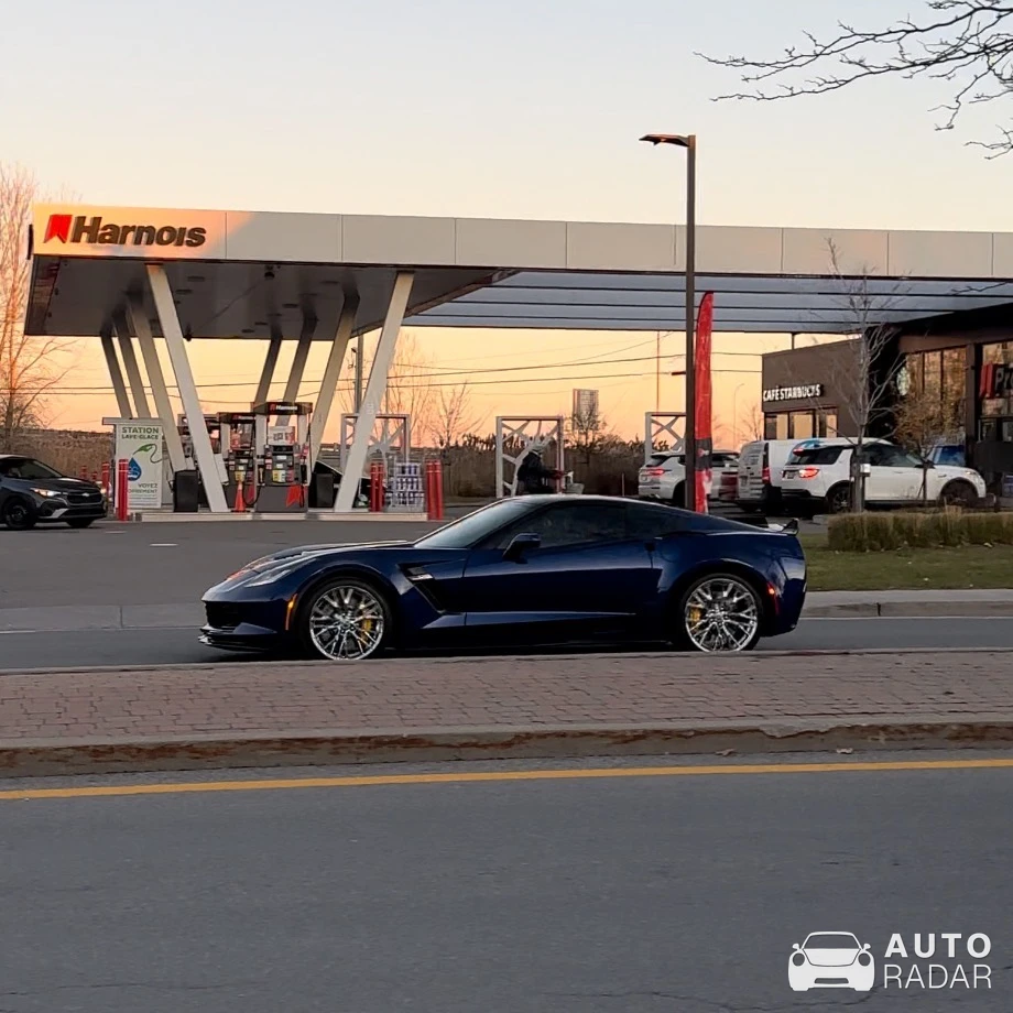 Chevrolet Corvette C7 Z06 spotted in Terrebonne, Canada