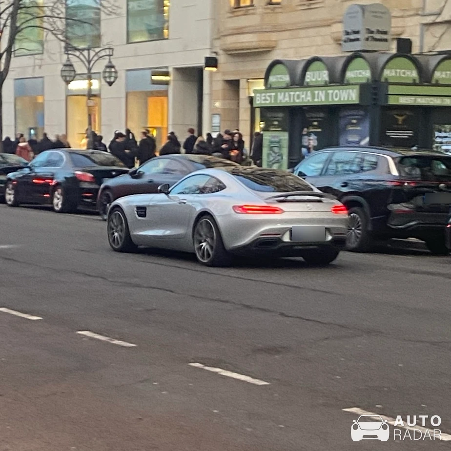 Mercedes-AMG GT S C190 spotted in Düsseldorf, Deutschland