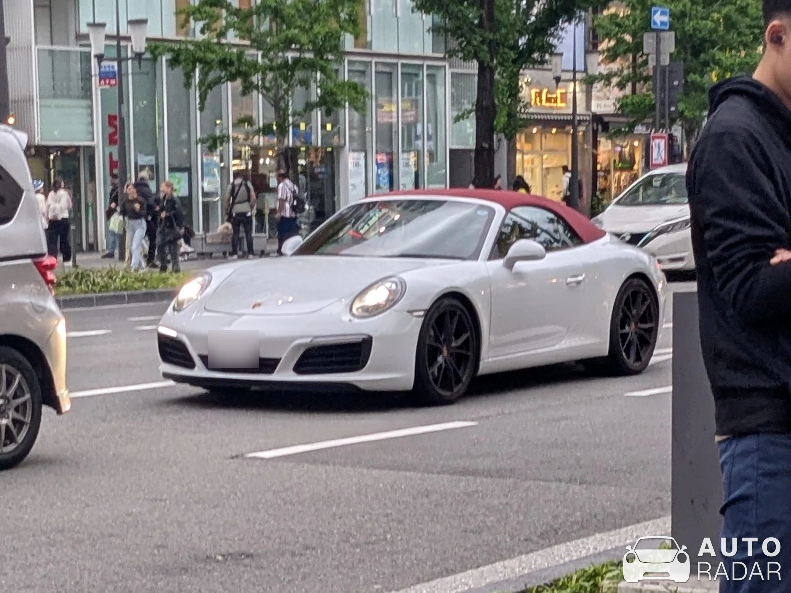 Porsche 991 Carrera Cabriolet MkII spotted in Osaka