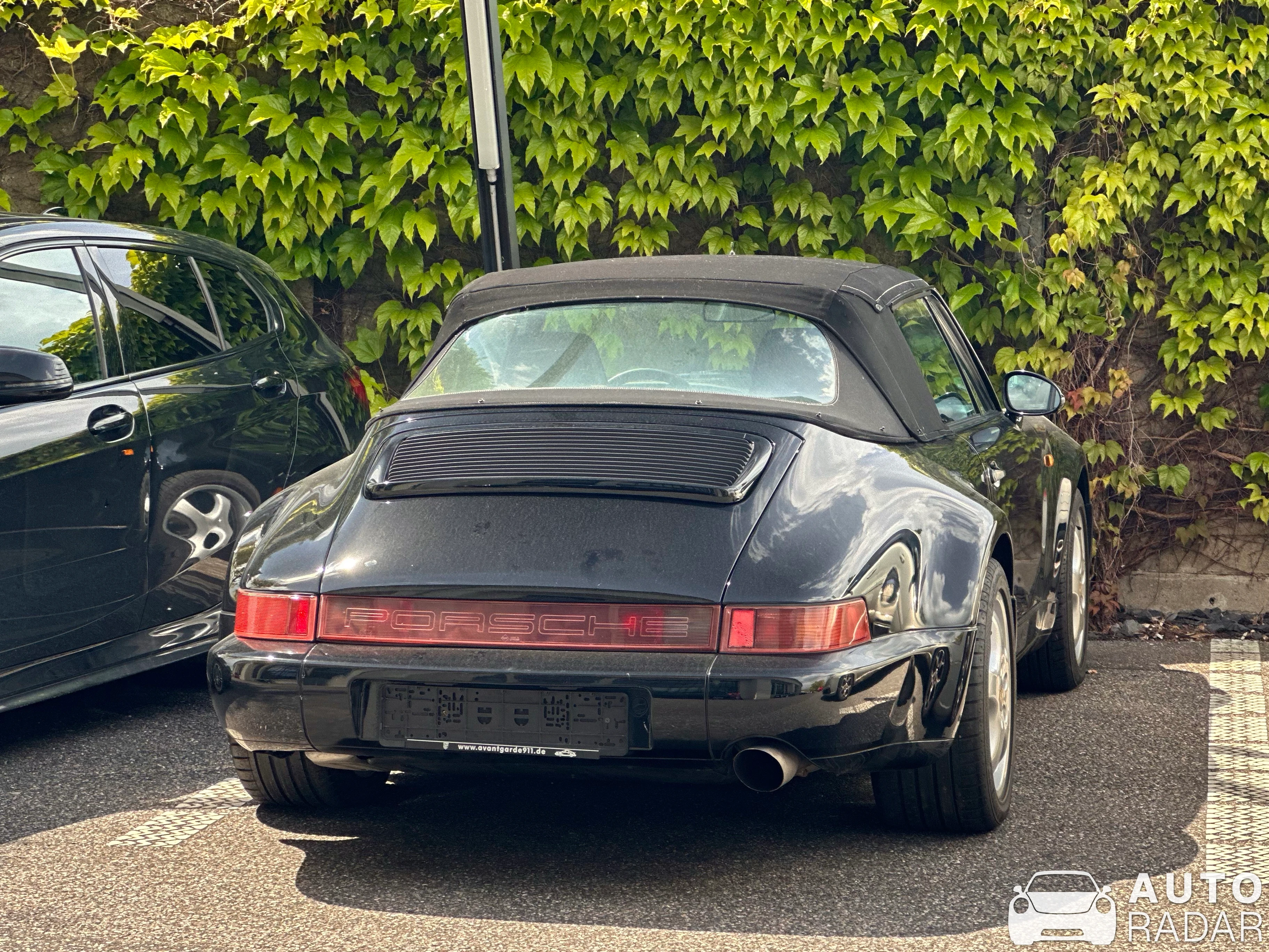 Porsche 964 Carrera 4 Cabriolet spotted in Düsseldorf