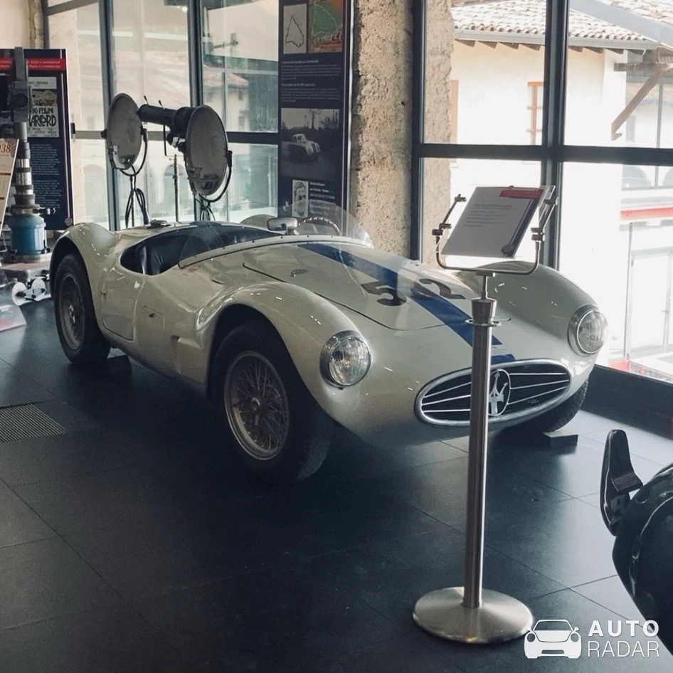 Maserati 200SL spotted in Brescia, Italy