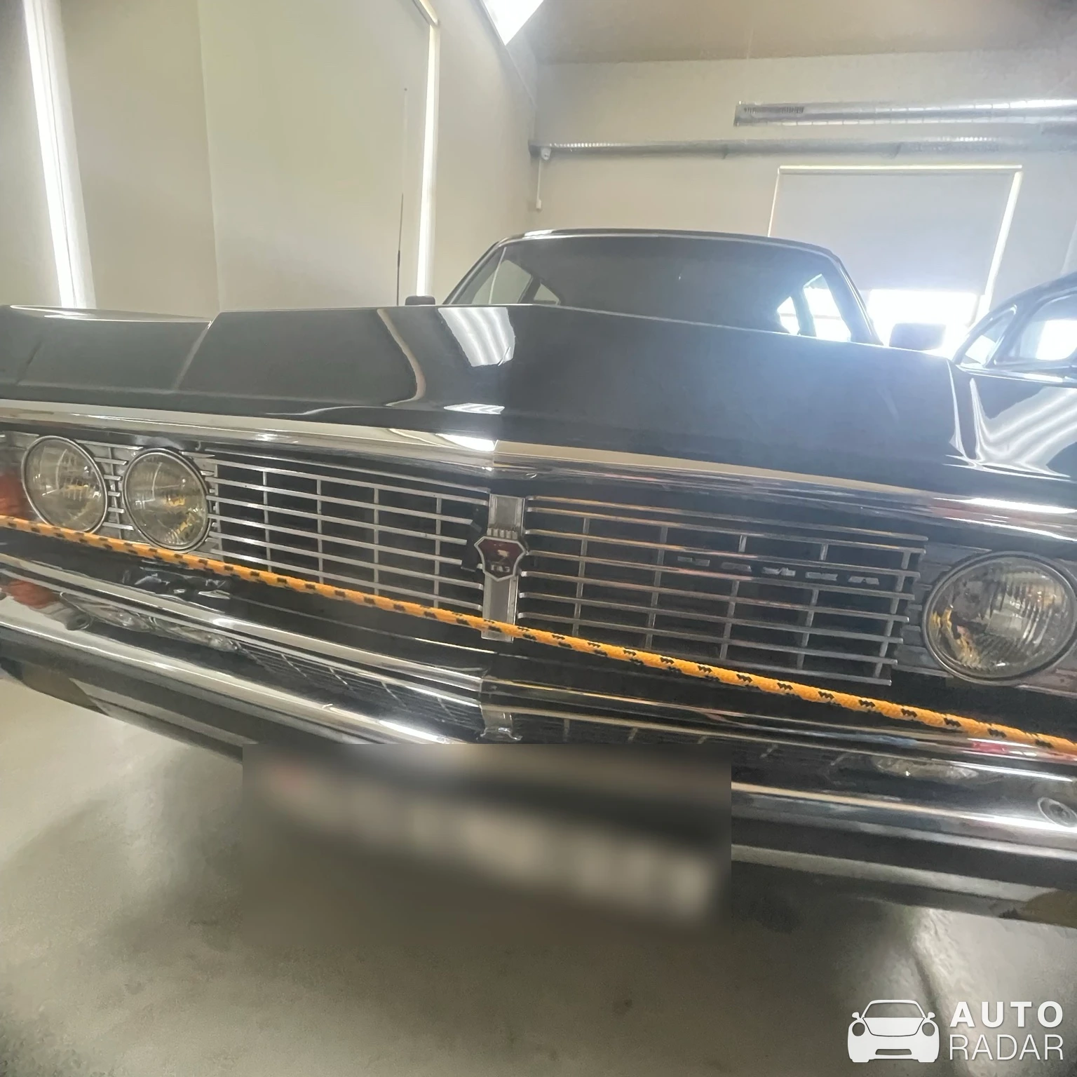 GAZ 14 Chaika spotted in Sodeliškiai, Lithuania