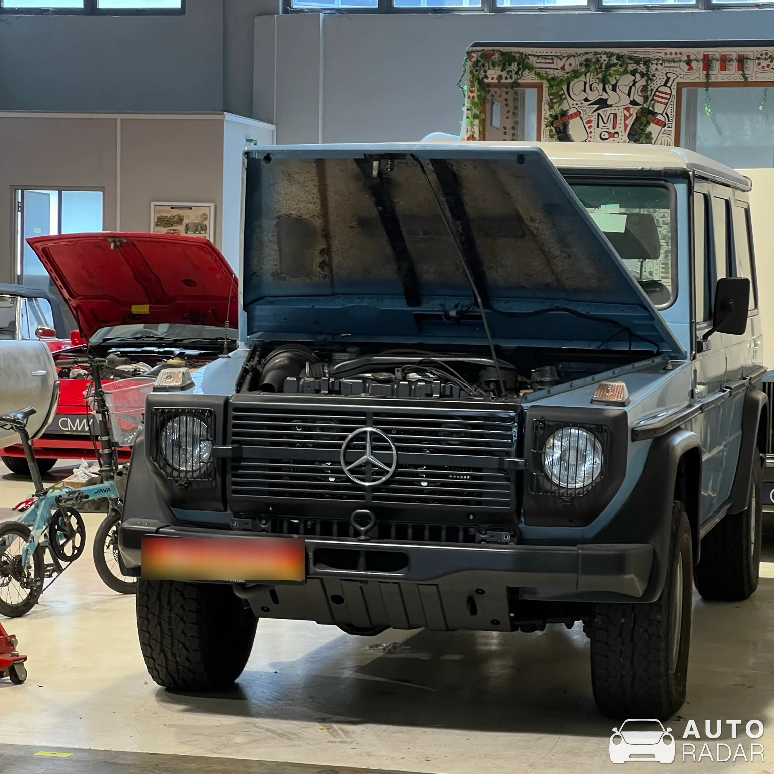 Mercedes-Benz 280 GE AMG spotted in Singapore