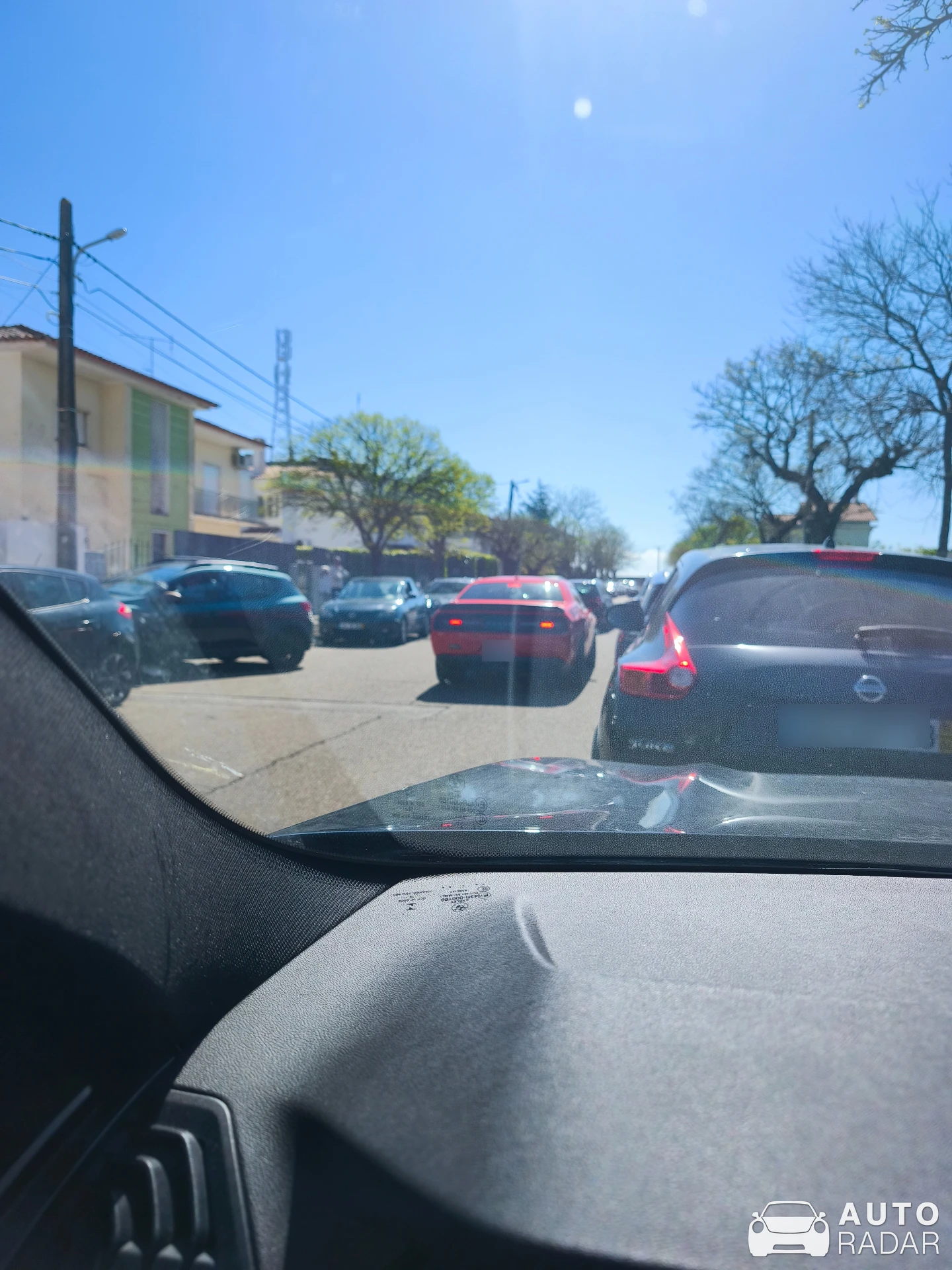 Dodge Challenger SRT Hellcat spotted in Elvas