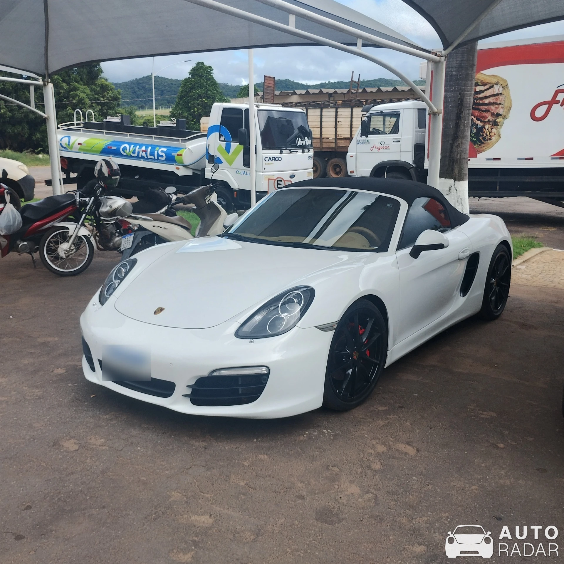 Porsche 981 Boxster spotted in São Luís de Montes Belos, Brasil