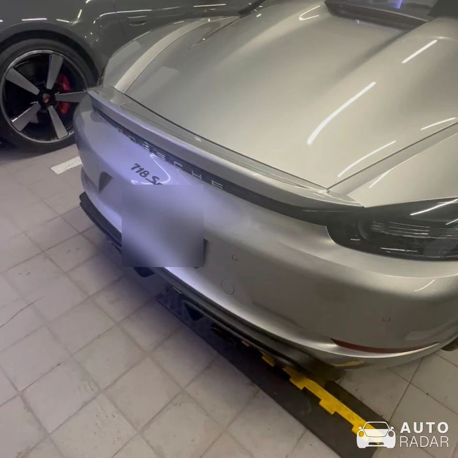 Porsche 718 Spyder spotted in Rolleston