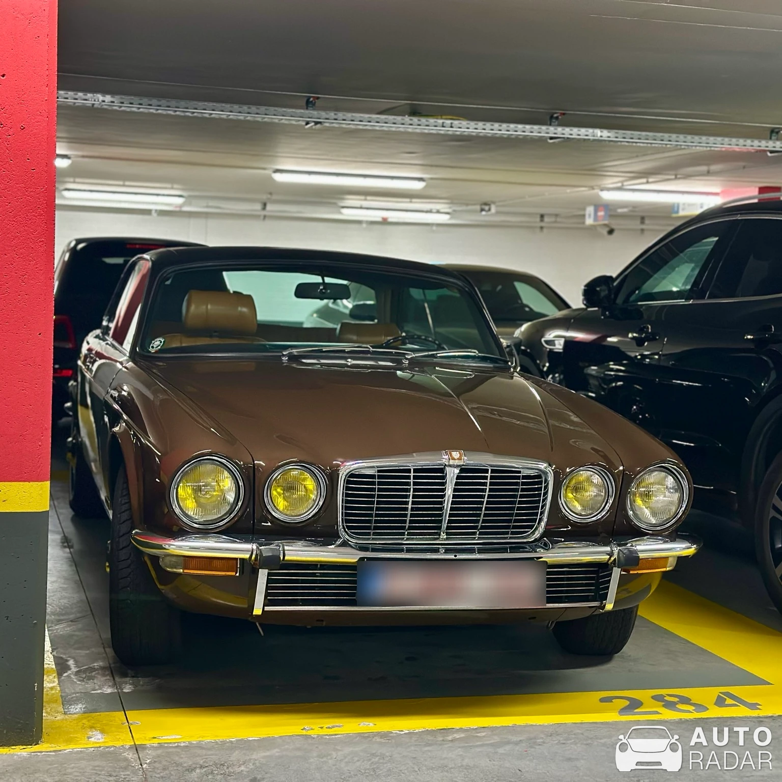 Jaguar XJ12 spotted in Knokke-Heist
