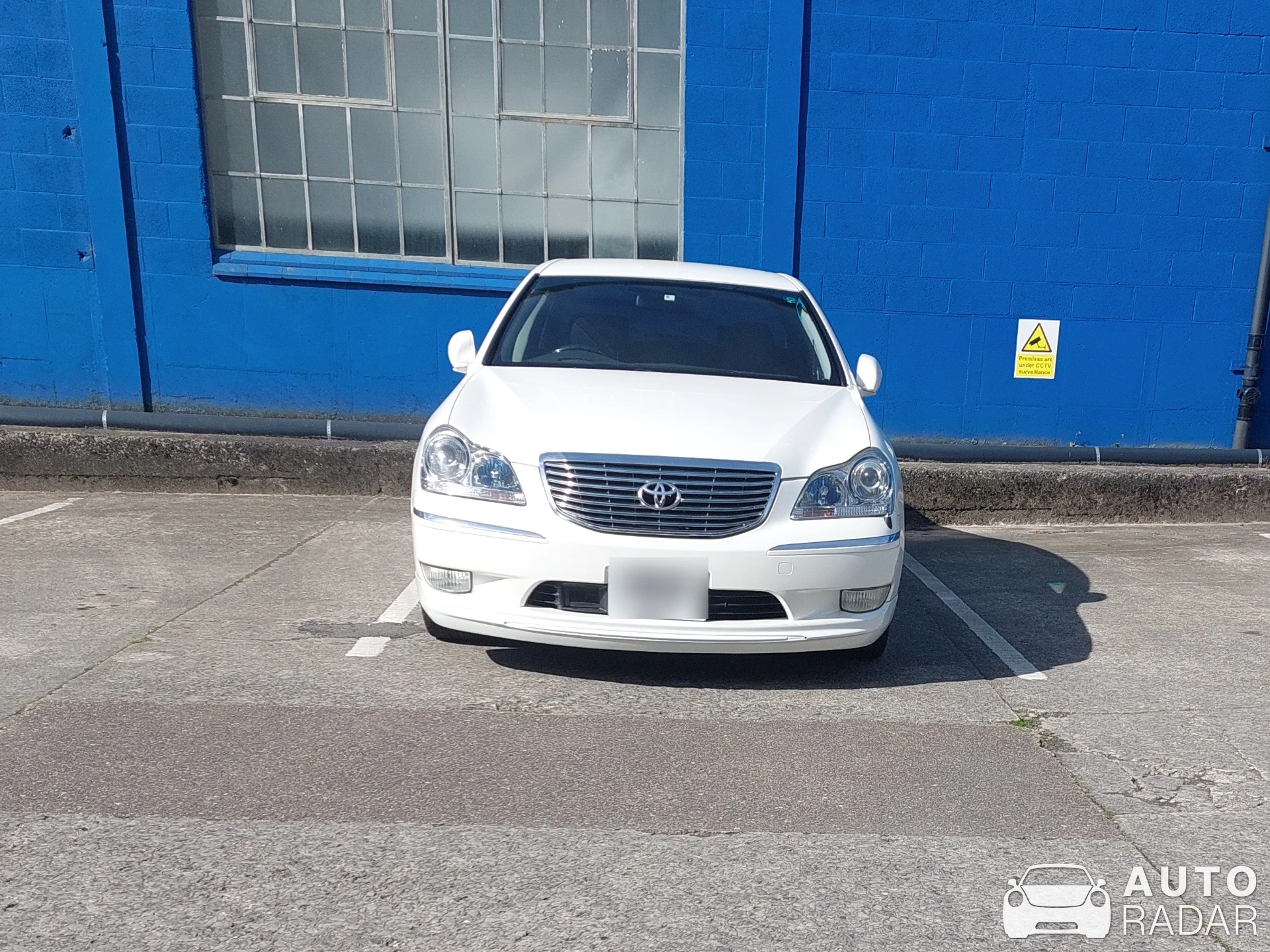 Toyota Crown VIII spotted in Belper