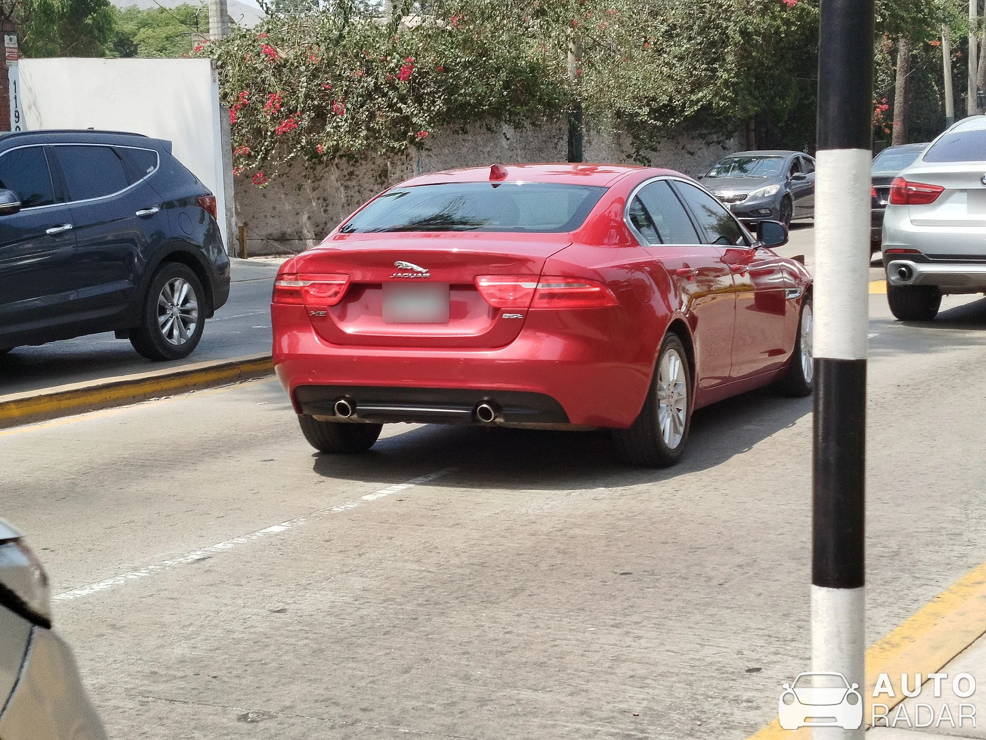 Jaguar XE spotted in Lima, Peru
