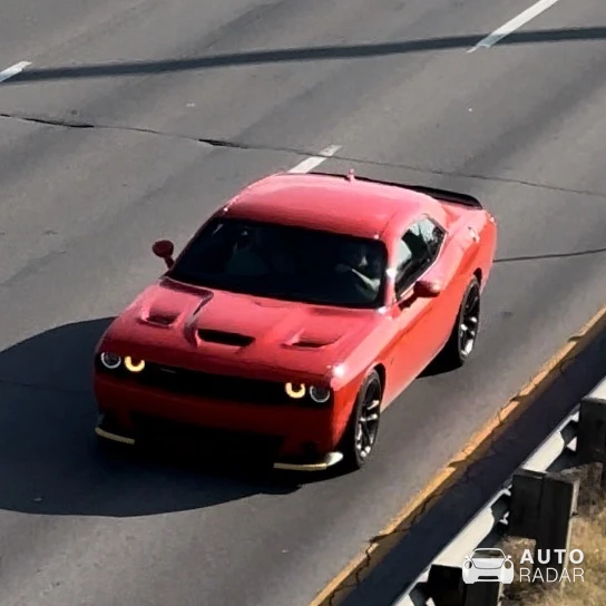 Dodge Challenger R/T spotted in Terrebonne, Canada