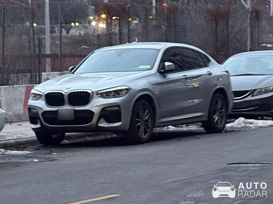 BMW X4 M35i F26 spotted