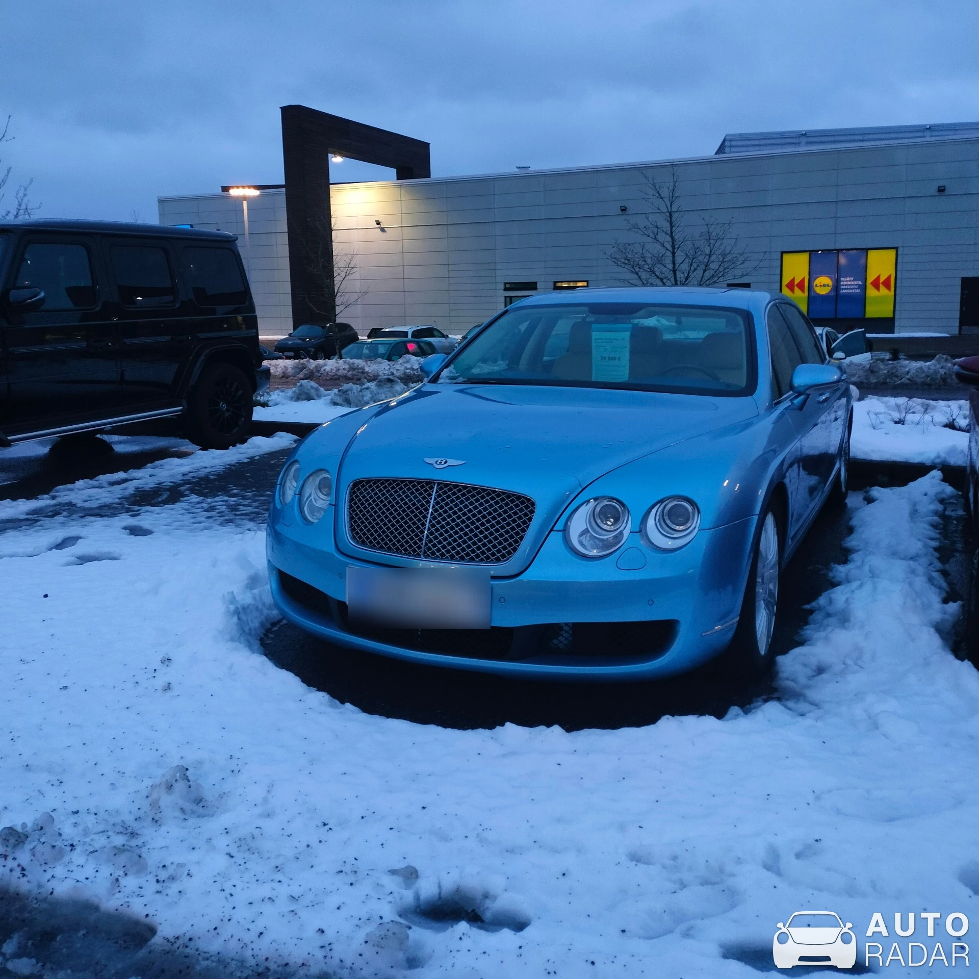Bentley Continental Flying Spur spotted in Vantaa, Finland