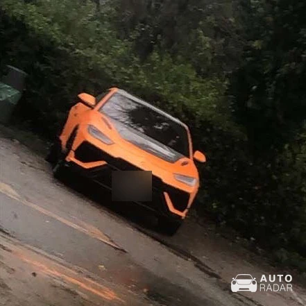 Lamborghini Urus Performante spotted in Hungerford, United Kingdom