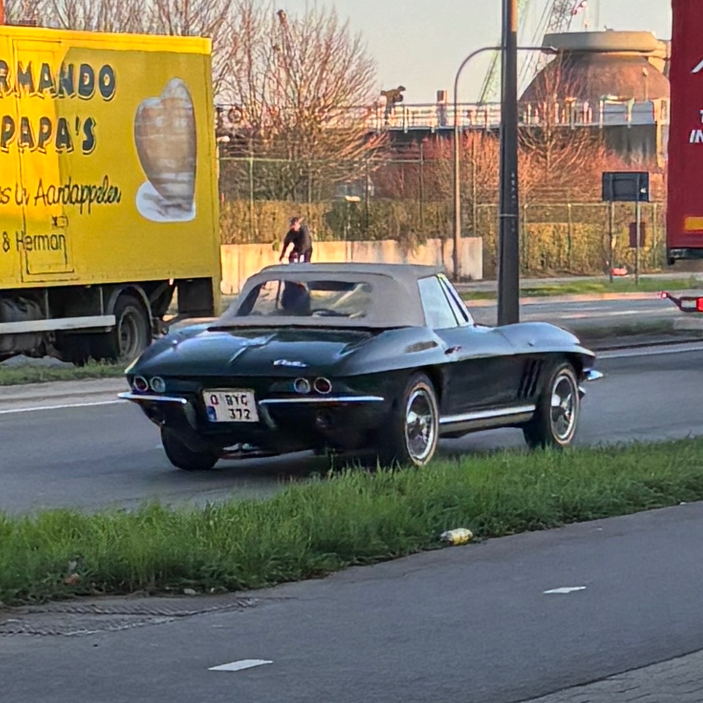 Chevrolet Corvette C2 Stingray Convertible