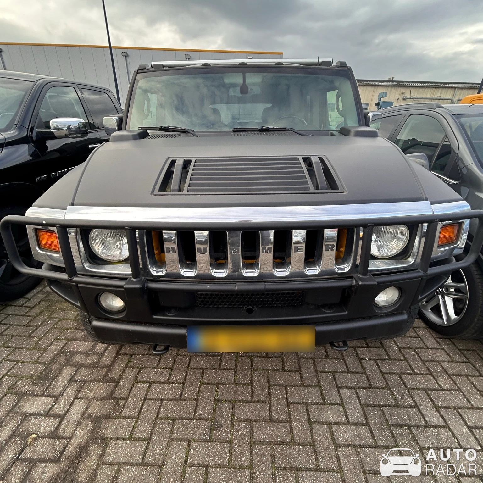 Hummer H2 spotted in Ochten, Nederland