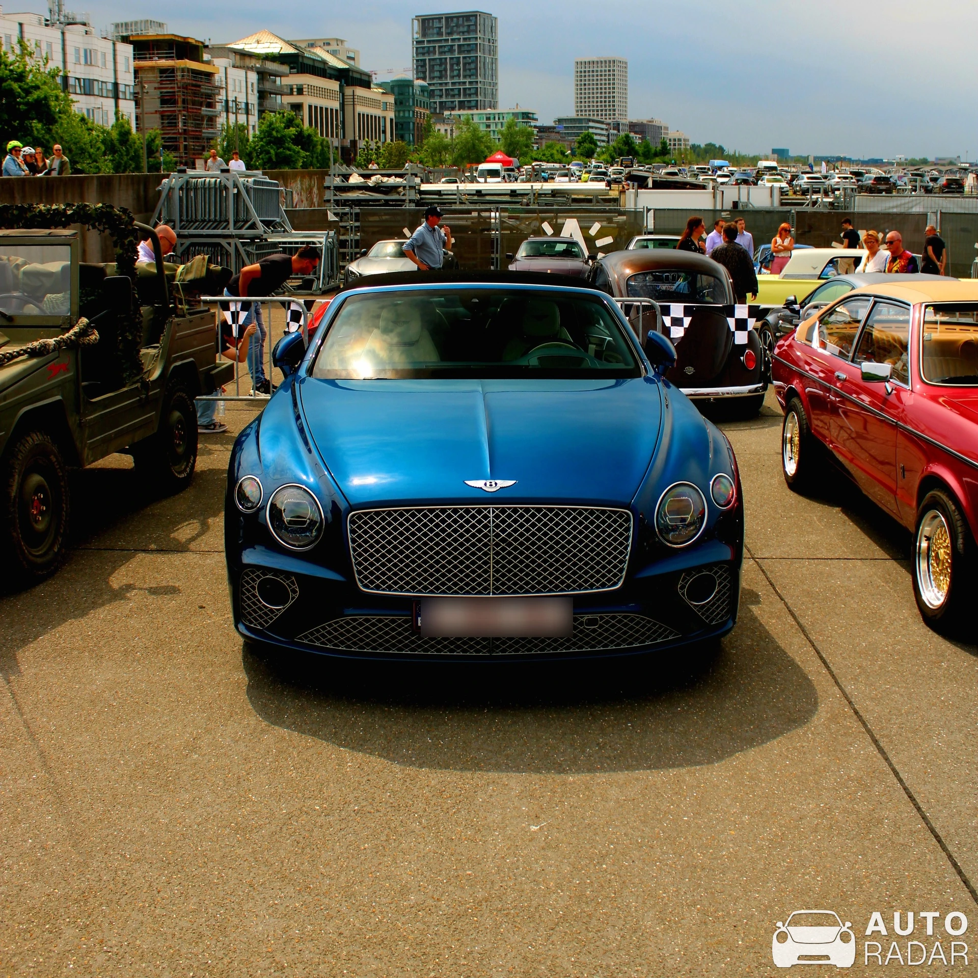 Bentley Continental GTC V8 Azure 2024 spotted in Antwerpen
