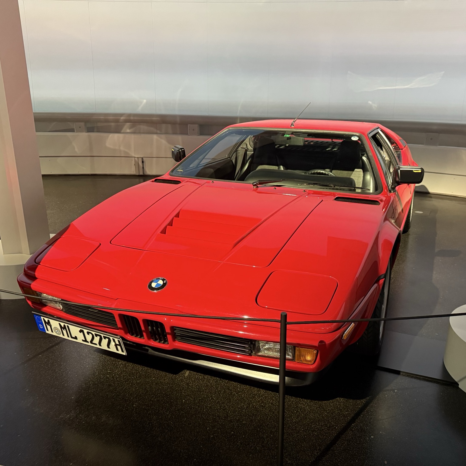 BMW M8 E31